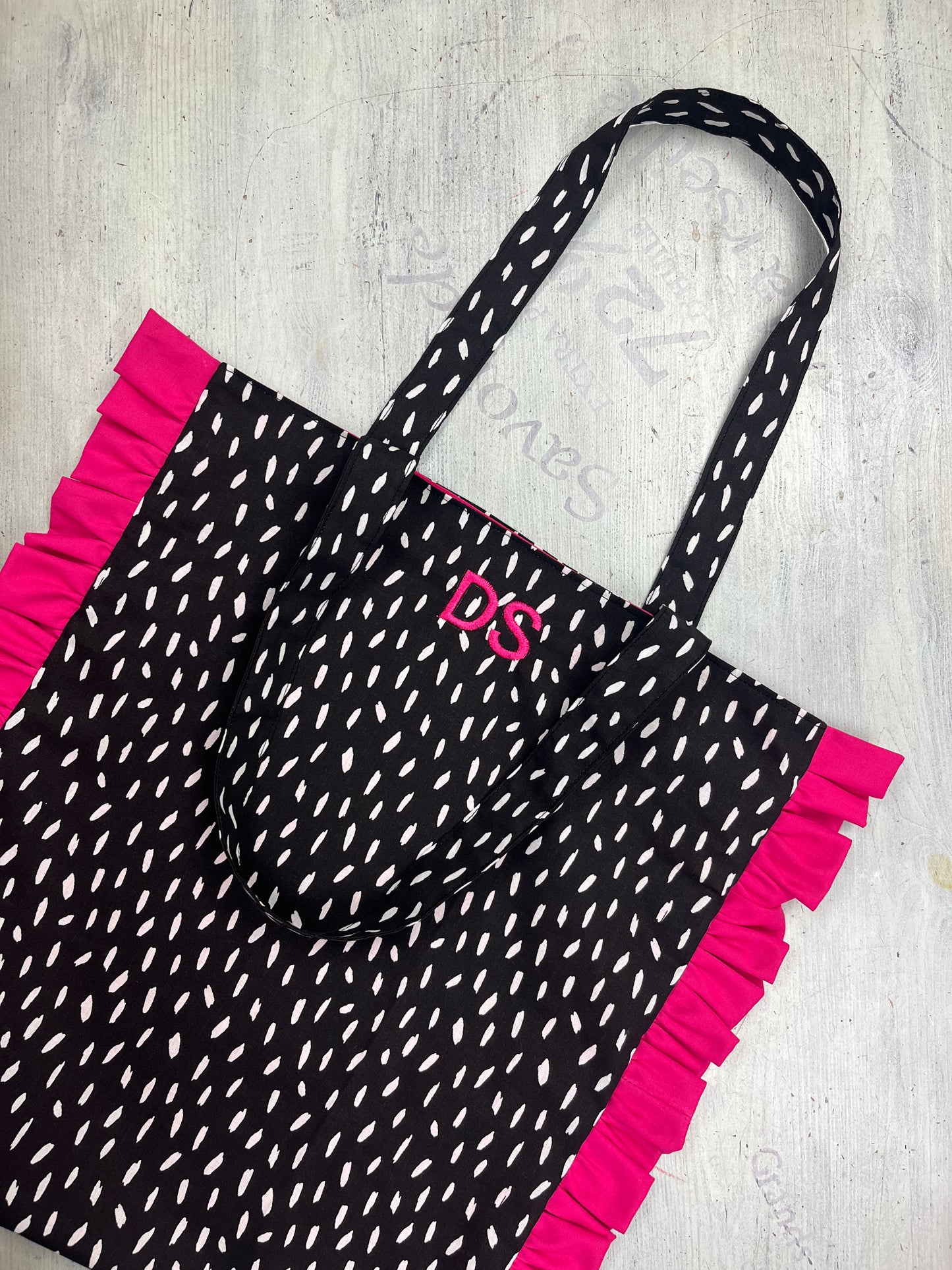 Tote bag com folhos na laterial