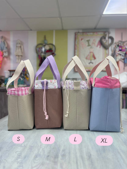 Lancheira com cordão