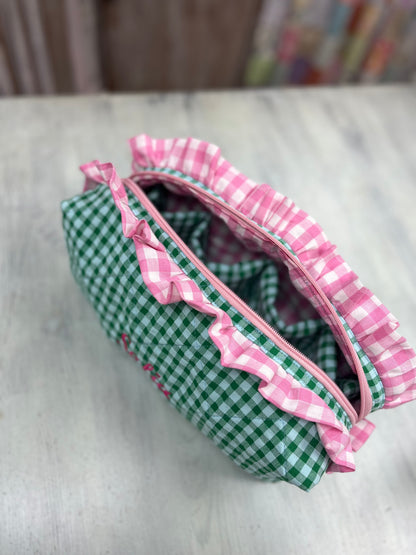 Necessaire com folhos