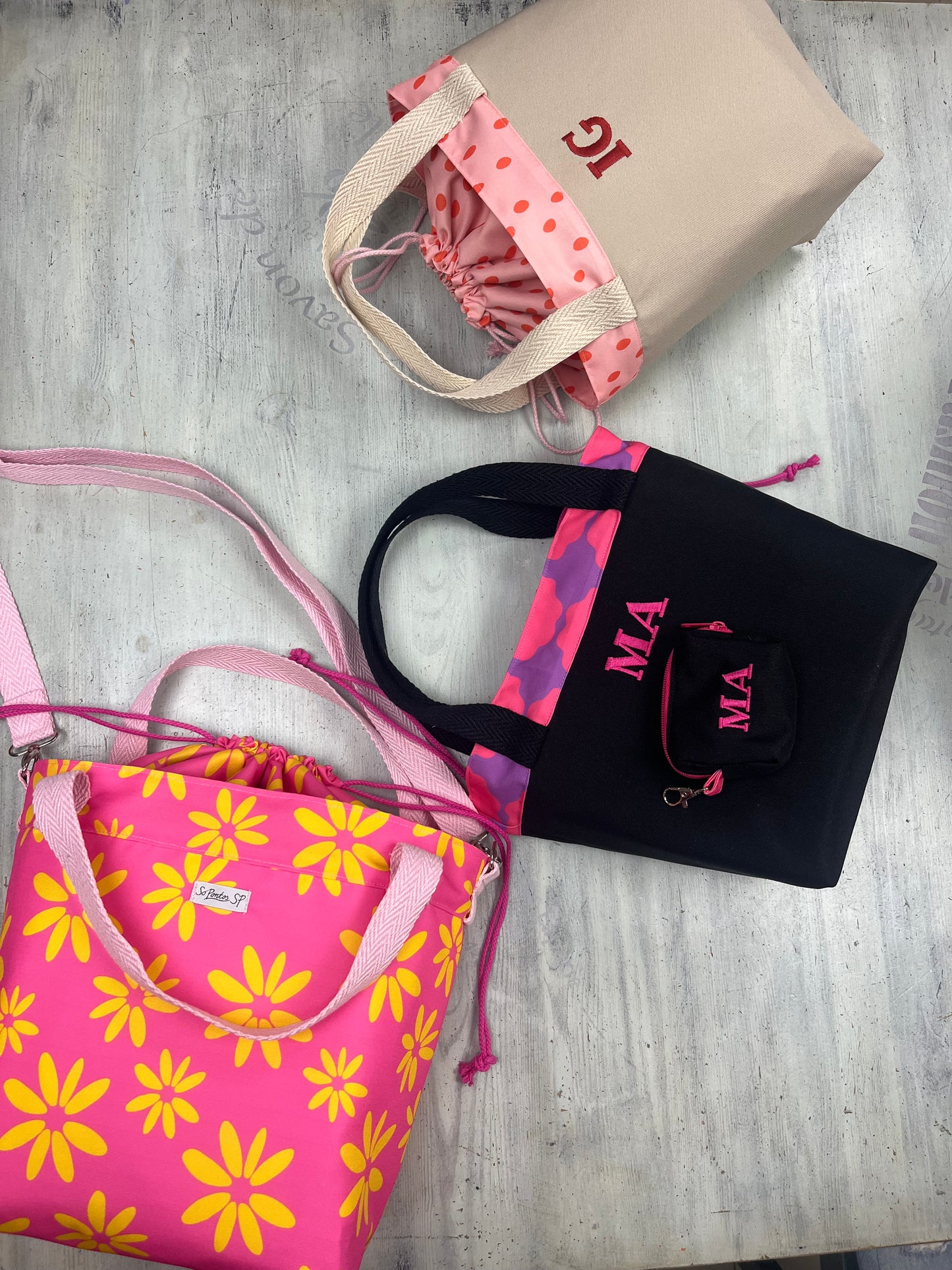 Lancheira com cordão