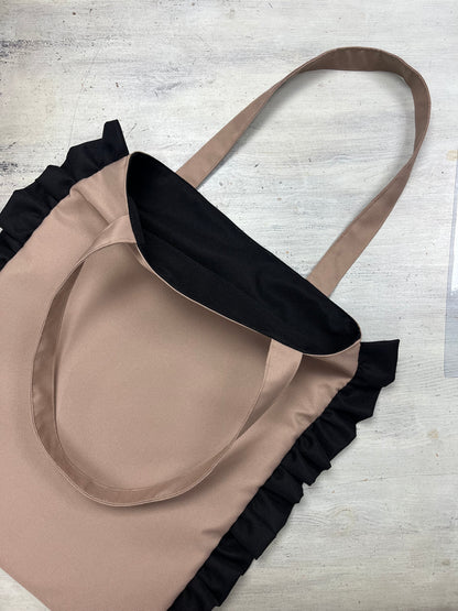 Tote bag com folhos na laterial