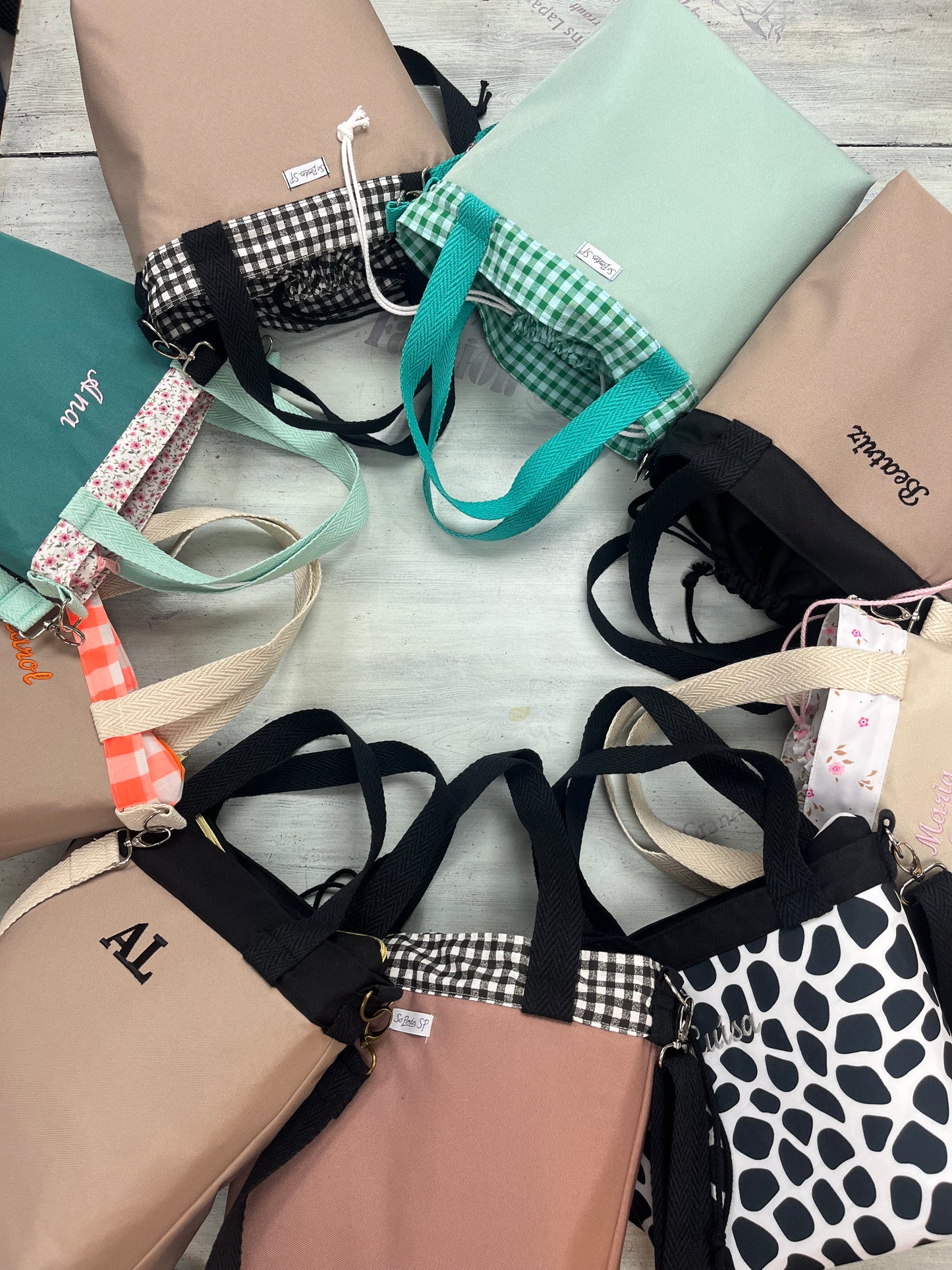 Lancheira com cordão