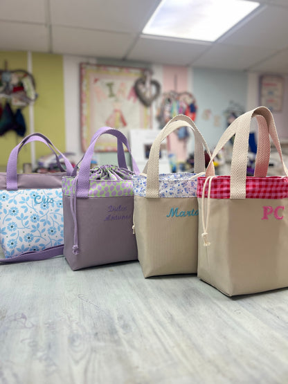 Lancheira com cordão