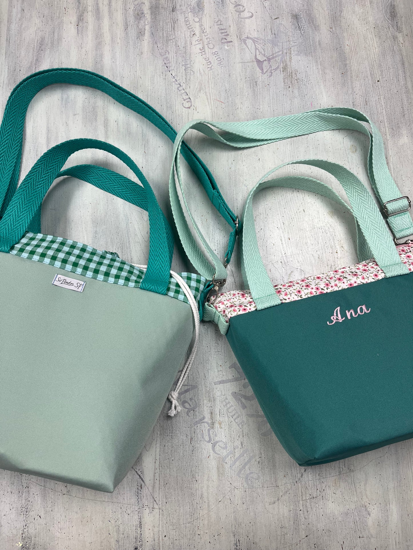 Lancheira com cordão